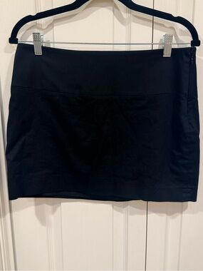 Express Design Studio Black Tailored Mini Skirt - Size 8